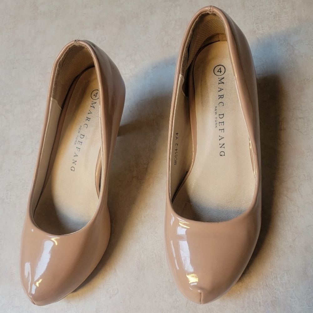 Nude size 4 Marc DeFang heel